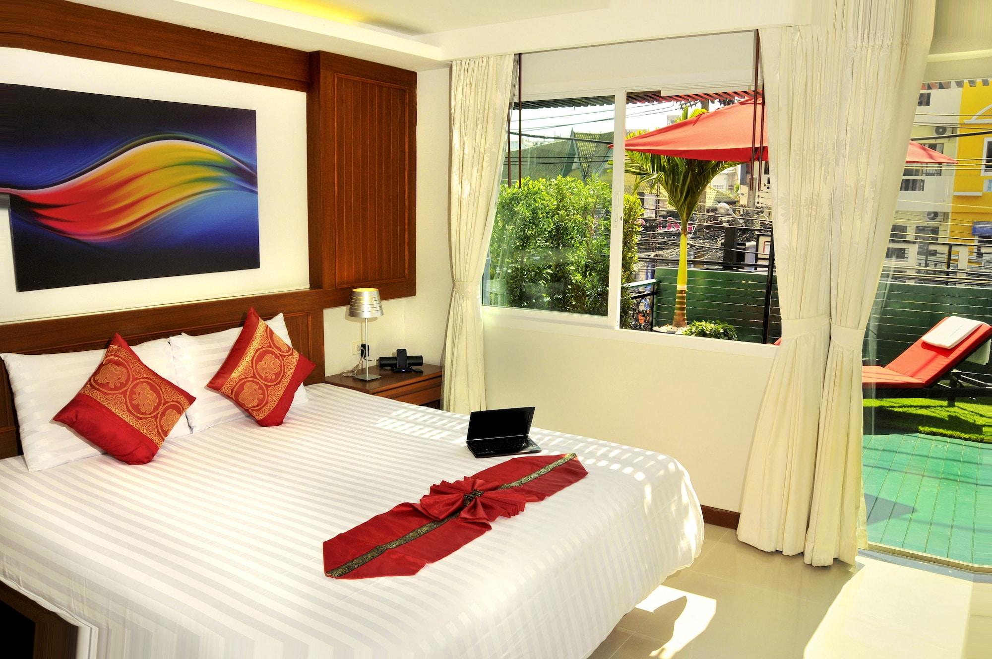 Patong Terrace Boutique Hotel Oda fotoğraf