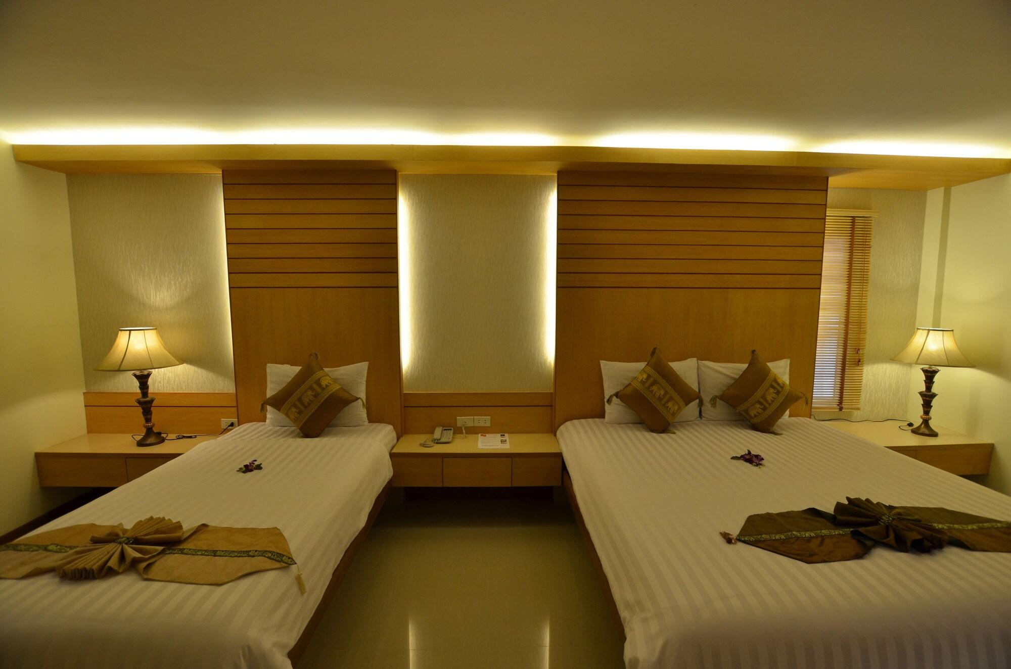 Patong Terrace Boutique Hotel Oda fotoğraf