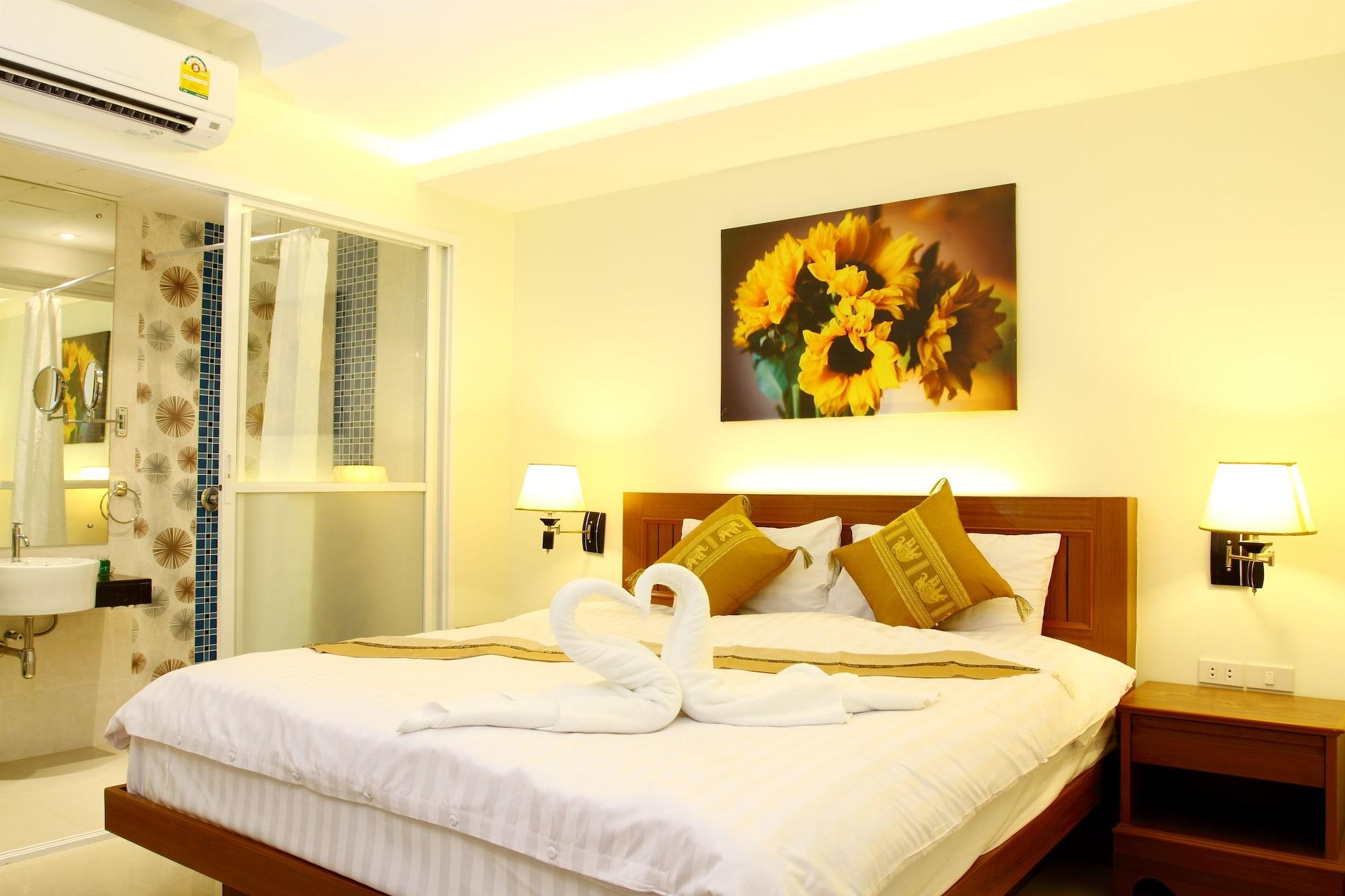 Patong Terrace Boutique Hotel Oda fotoğraf